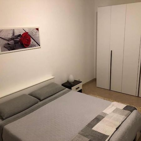 Joy Apartment Bari Bagian luar foto